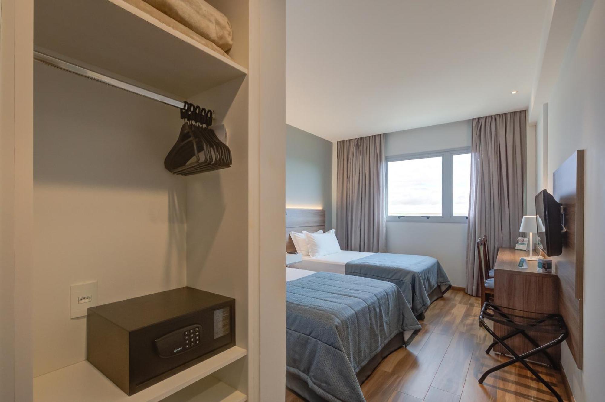 Bourbon Hotel Cambara ภายนอก รูปภาพ
